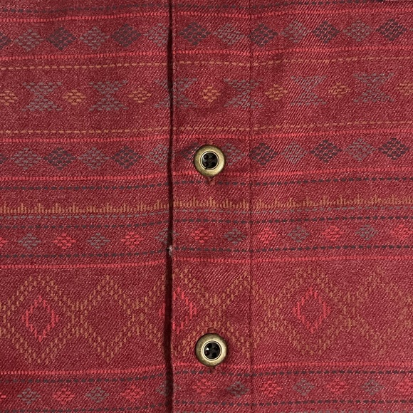 Sherpa Adventure Great Bhutan  Print buttons down shirt with beautiful buttons. - Picture 4 of 9